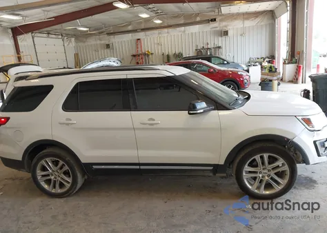 2016 Ford Explorer Xlt z USA, uszkodzony, nr VIN 1FM5K8D81GGC03118